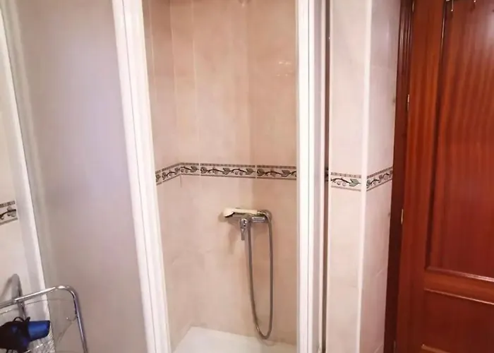 Bonito Estudio En El Centro De Granada